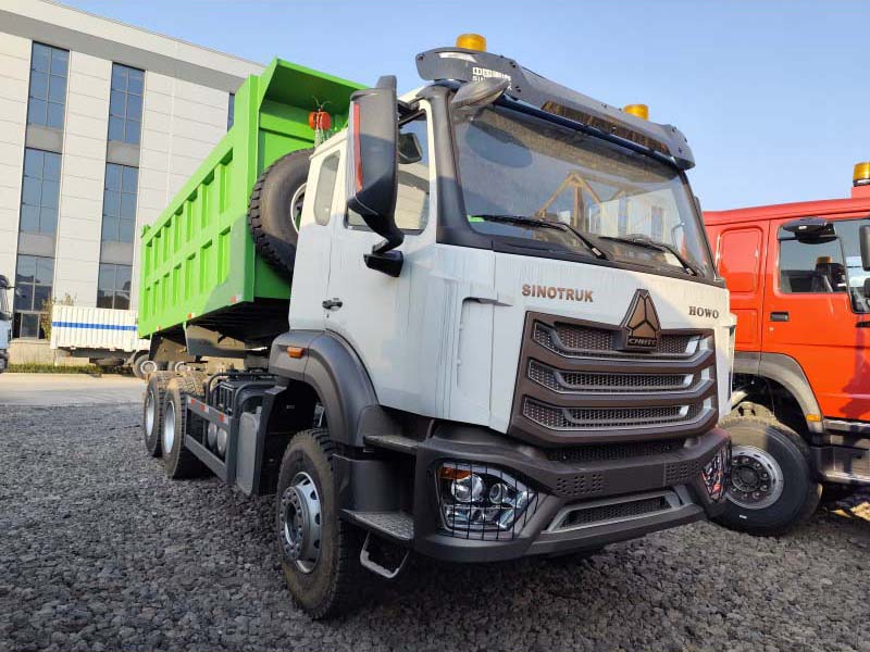 HOWO NX 6X4 371HP dump truck overall appearance