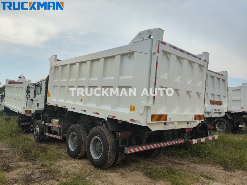 10 wheels tipping truck