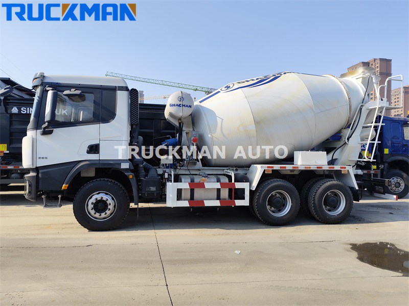 8m&sup3; concrete mixer truck