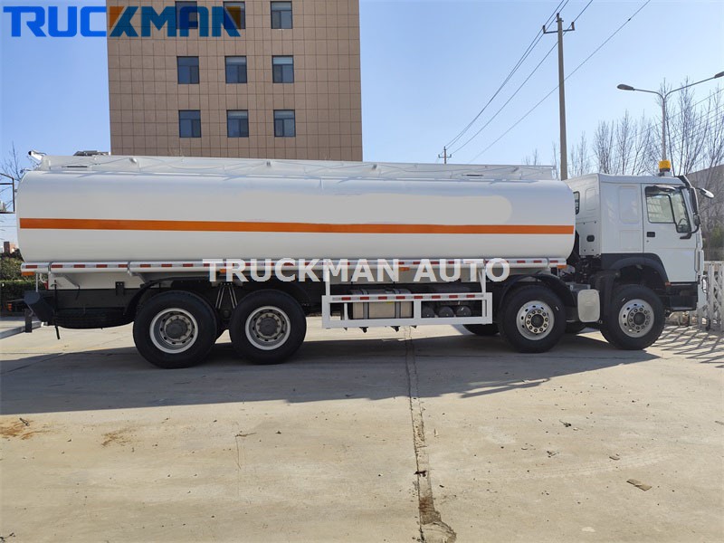 HOWO 8x4 fuel tank truck