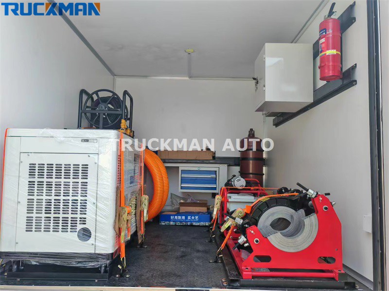 HOWO Maintenance Service Truck