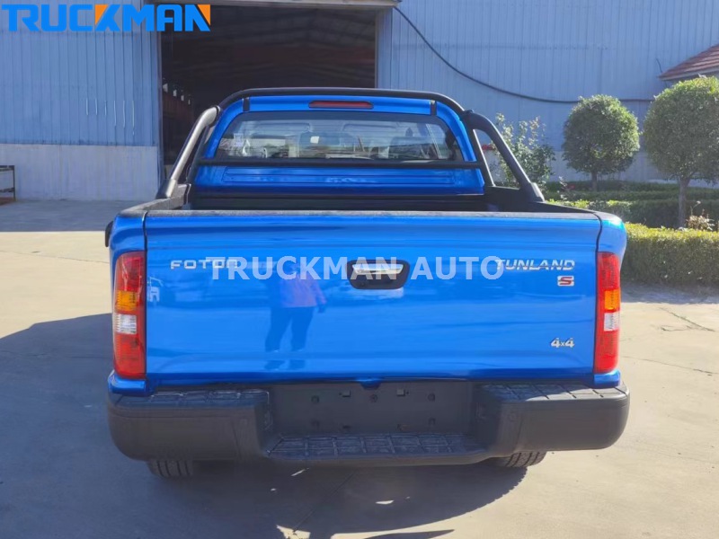 Double Cabin Pickup Truck