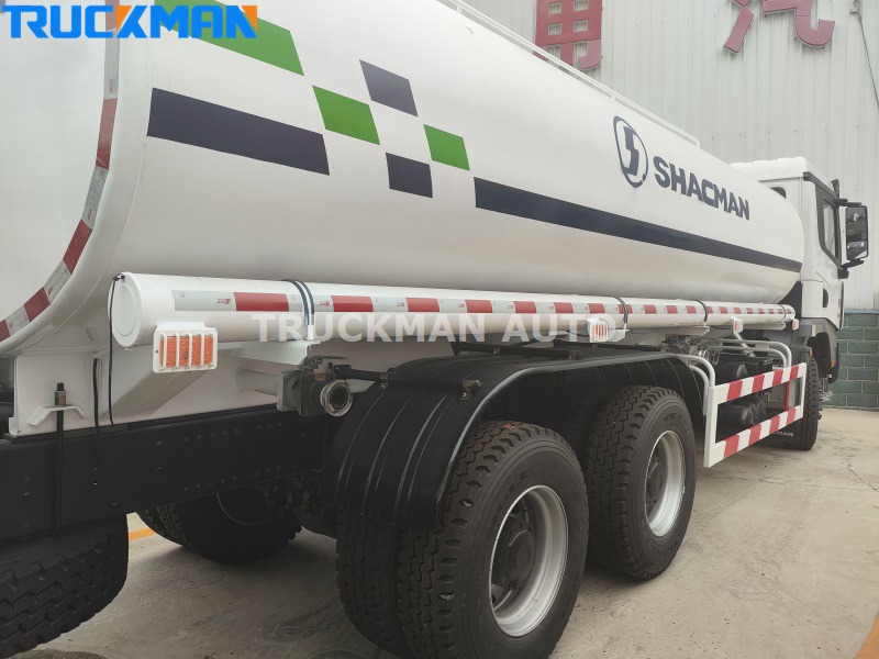 SHACMAN X3000 Sprinkler Truck