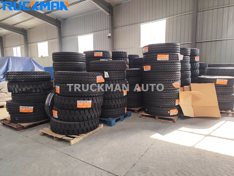 315/80R22.5 Tubeless Tire