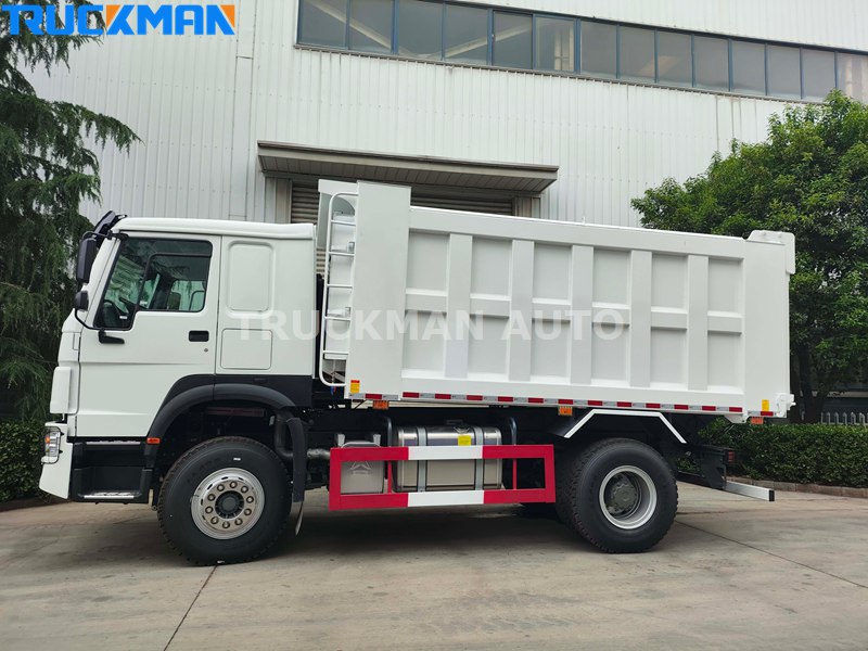 SINOTRUK HOWO 4X2 Dump Truck