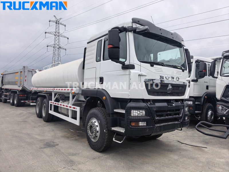SINOTRUK Water Truck