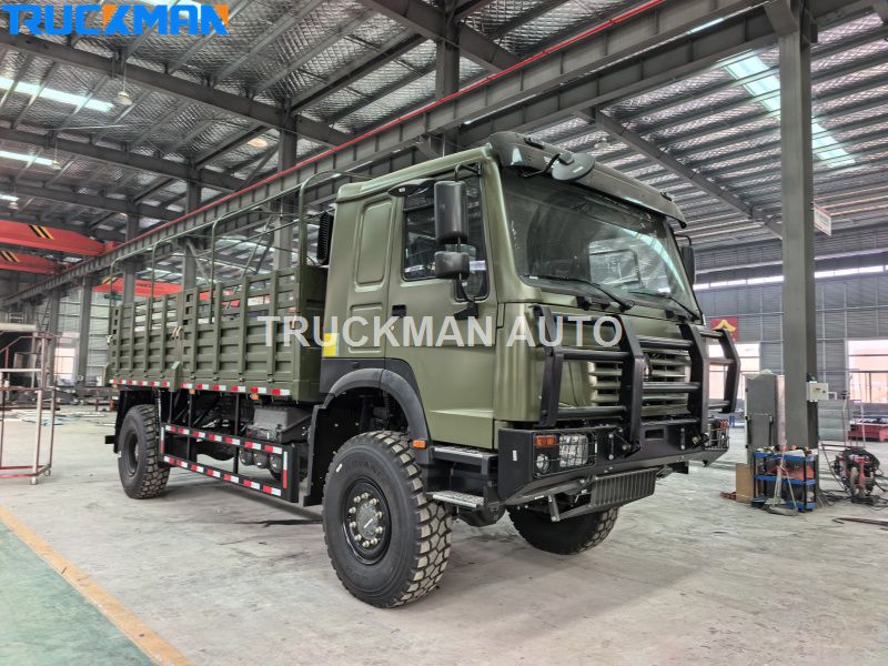 HOWO 4X4 300HP cargo truck