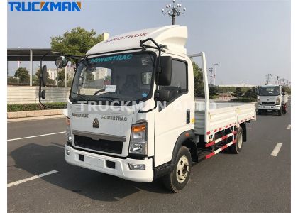 5 Tons SINOTRUK HOWO 4X2 Light Cargo Truck To Mali