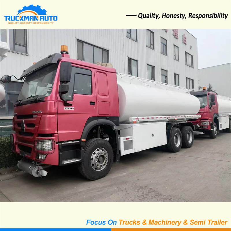 12 Wheels SINOTRUK HOWO 6X4 25000 Liters Fuel Truck For Chemical Factory