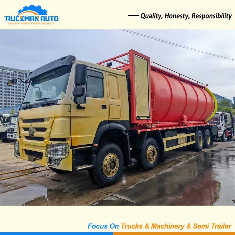 Brand New SINOTRUK HOWO 12 Wheels 30000 Liters Sewage Treatment Truck