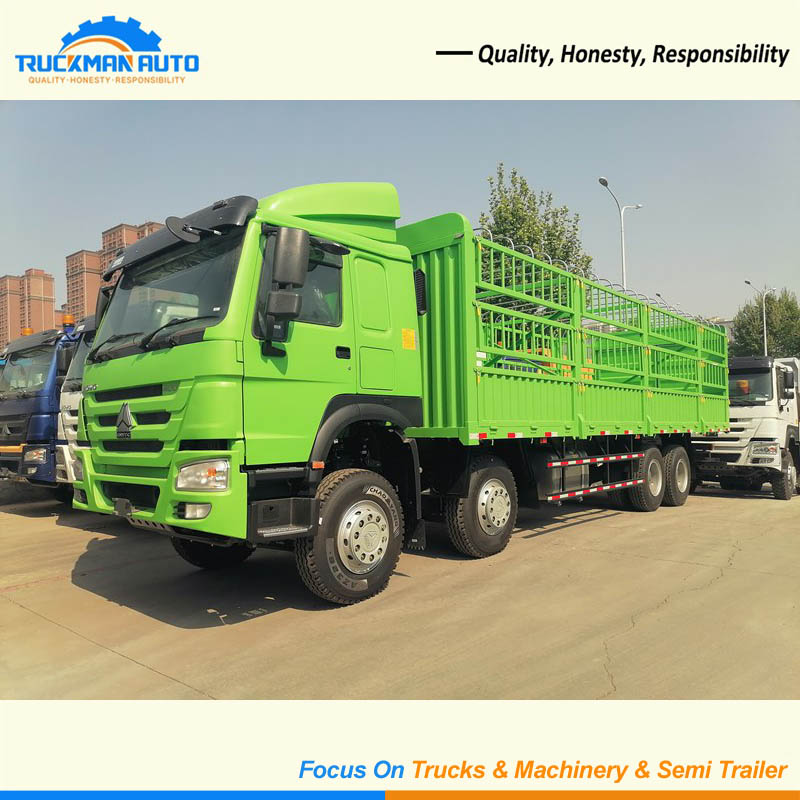SINOTRUK HOWO 400HP 8x4 Cargo Truck For Cement Bags Transportation