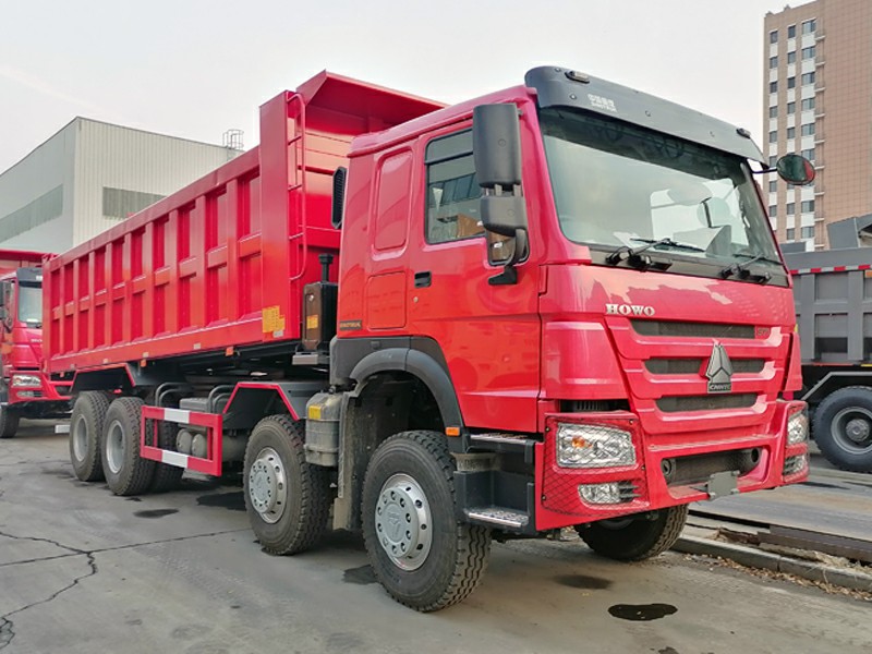 SINOTRUK HOWO 371HP Dump truck overall appearance