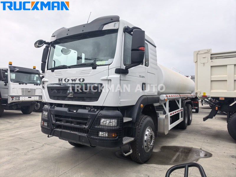 HOWO Water Truck