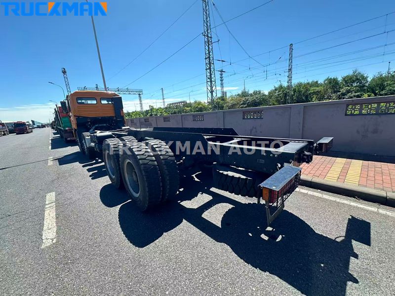 SHACMAN F3000 8X4 Truck Chassis