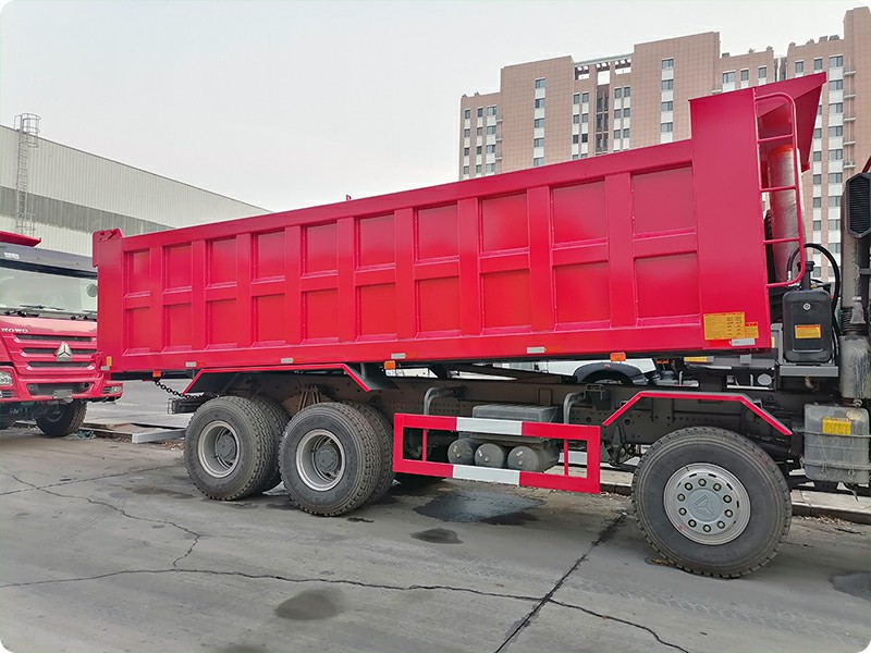 25 CBM U-shaped dump body of HOWO truck