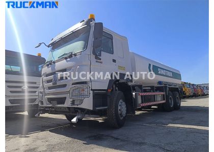 5300 Gallon SINOTRUK HOWO 340HP Sprinkler Truck To Angola
