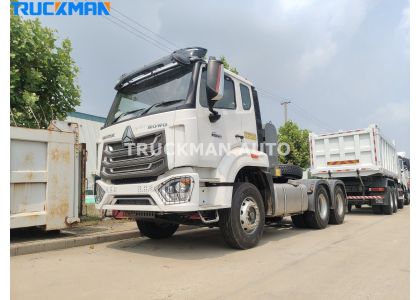 10 Tires SINOTRUK NX 380HP Tractor Truck To Zambia