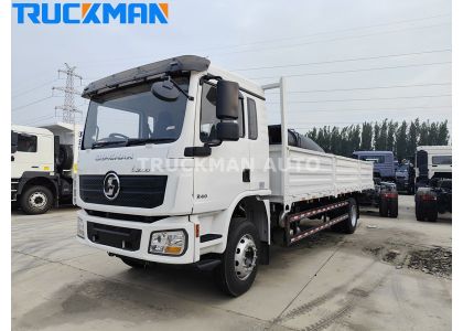 SHACMAN L3000 6 Wheels 240HP Cargo Truck For Bagged Goods To Zimbabwe