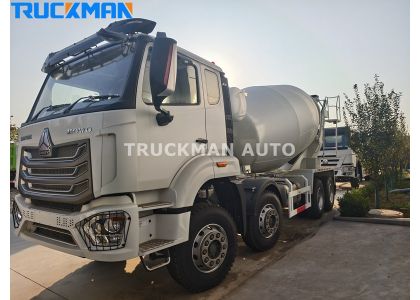 8X4 12CBM SINOTRUK HOWO NX Cement Tanker Truck For Zambia